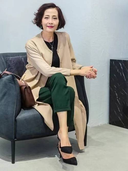 整晚失眠是为何 整晚失眠是为何引起的 整晚失眠是为何 整晚失眠是为何引起的