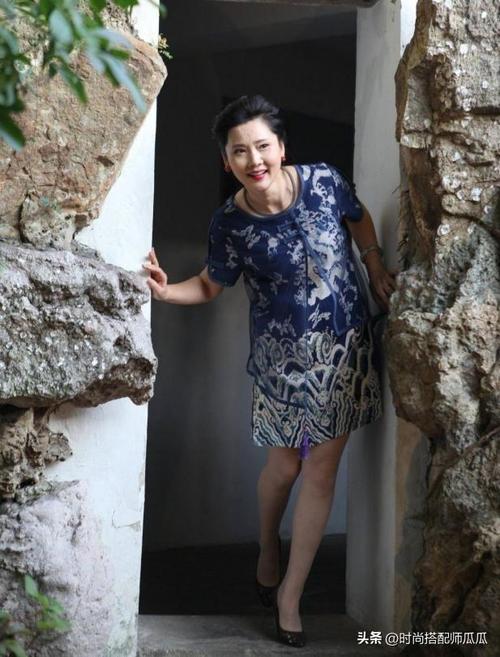 梦见手机屏摔碎了_梦见摔碎手机 梦见手机屏摔碎了_梦见摔碎手机