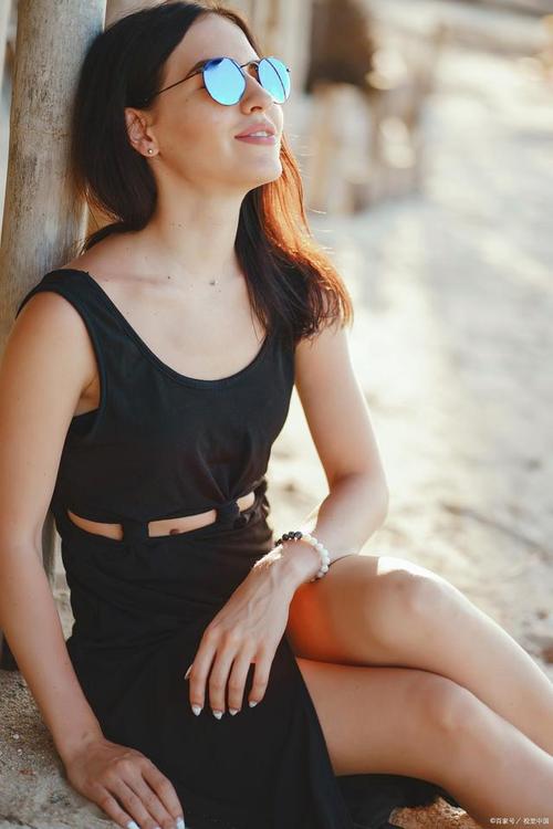 山茱萸敷脚心治失眠_山茱萸热敷能治炎症 山茱萸敷脚心治失眠_山茱萸热敷能治炎症