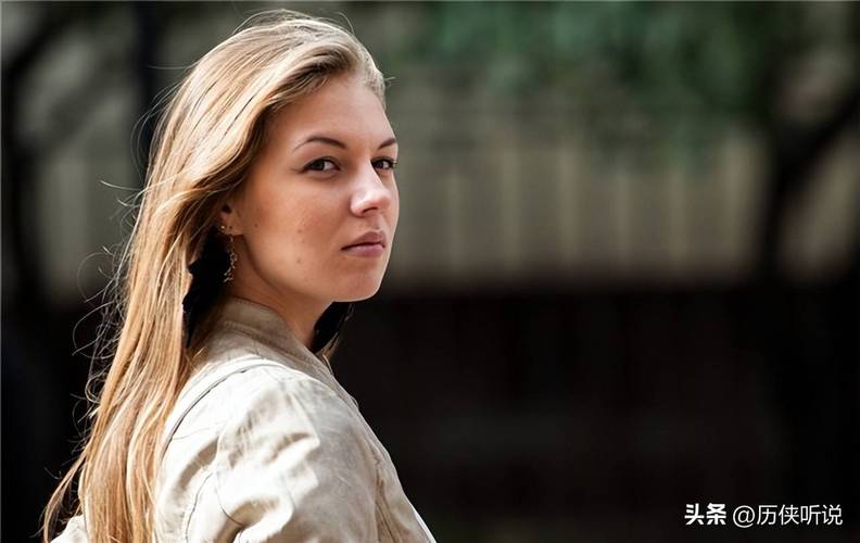 黄磊孙莉年轻时的合照 黄磊孙莉年轻时的合照