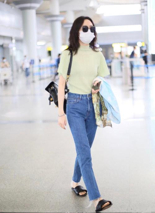 失眠害怕一个人在房间里 失眠害怕一个人在房间里