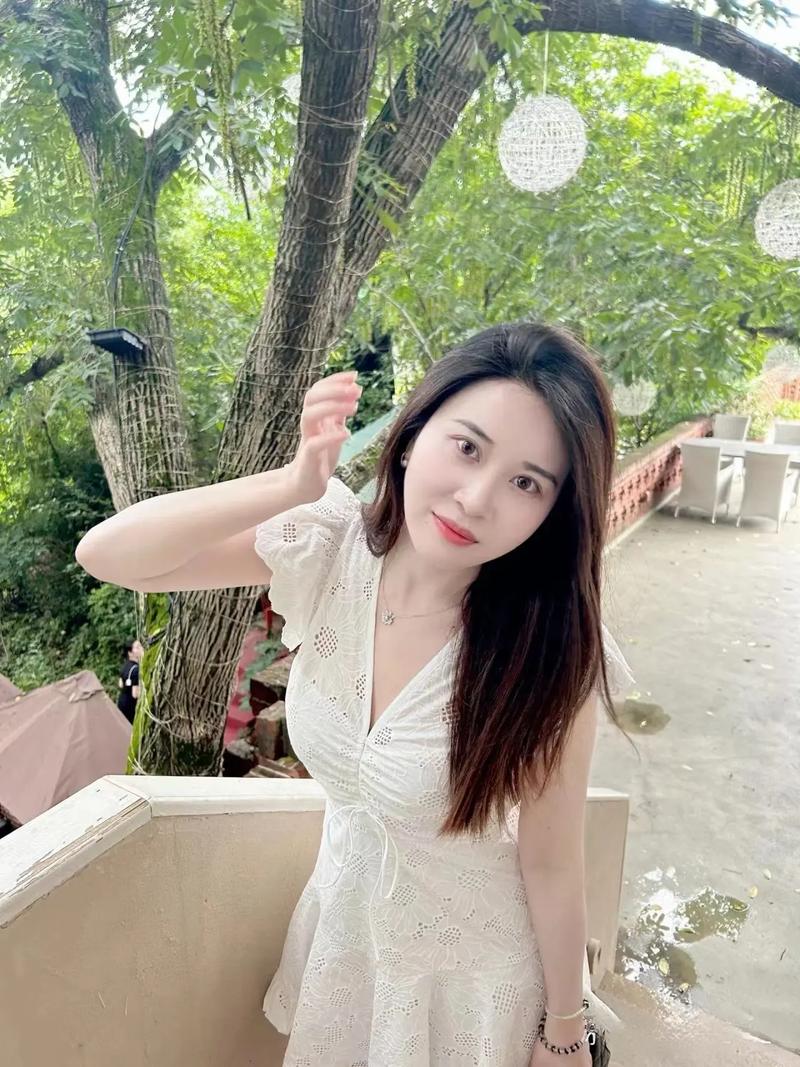 汤圆酱失眠 汤圆酱表情包gif动态图 汤圆酱失眠 汤圆酱表情包gif动态图