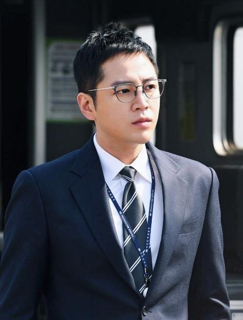 全面依法治国的总抓手 全面依法治国的总抓手