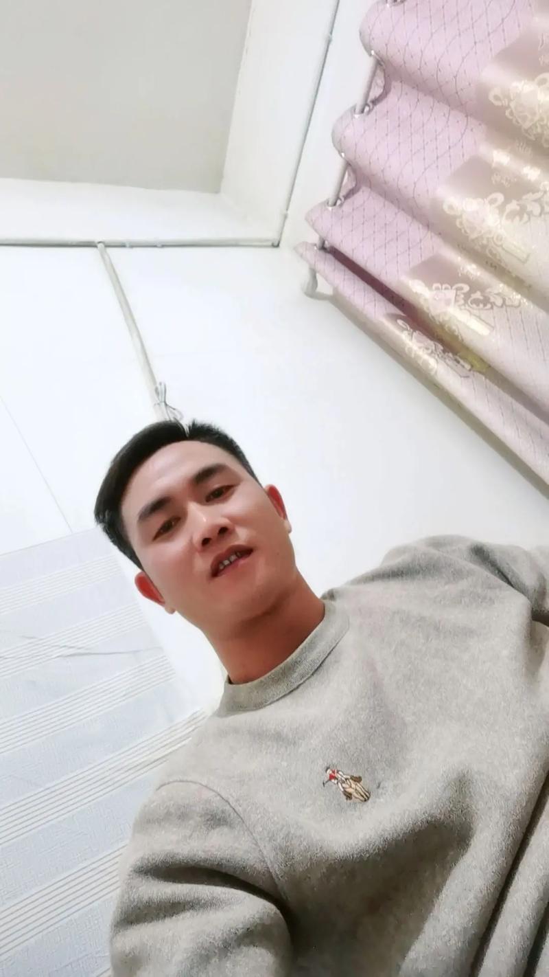 手脚没事头疼的厉害失眠 手脚没事头疼的厉害失眠