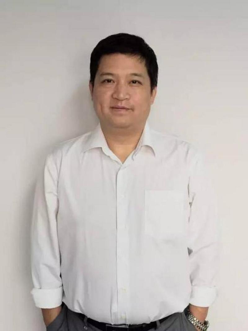 怎样滑溜冰鞋(溜冰鞋怎么滑的教程) 怎样滑溜冰鞋(溜冰鞋怎么滑的教程)
