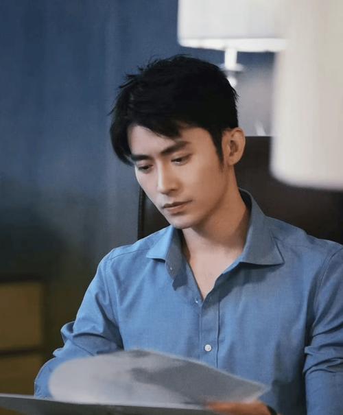 别再为他流泪(别再为他流泪mv) 别再为他流泪(别再为他流泪mv)